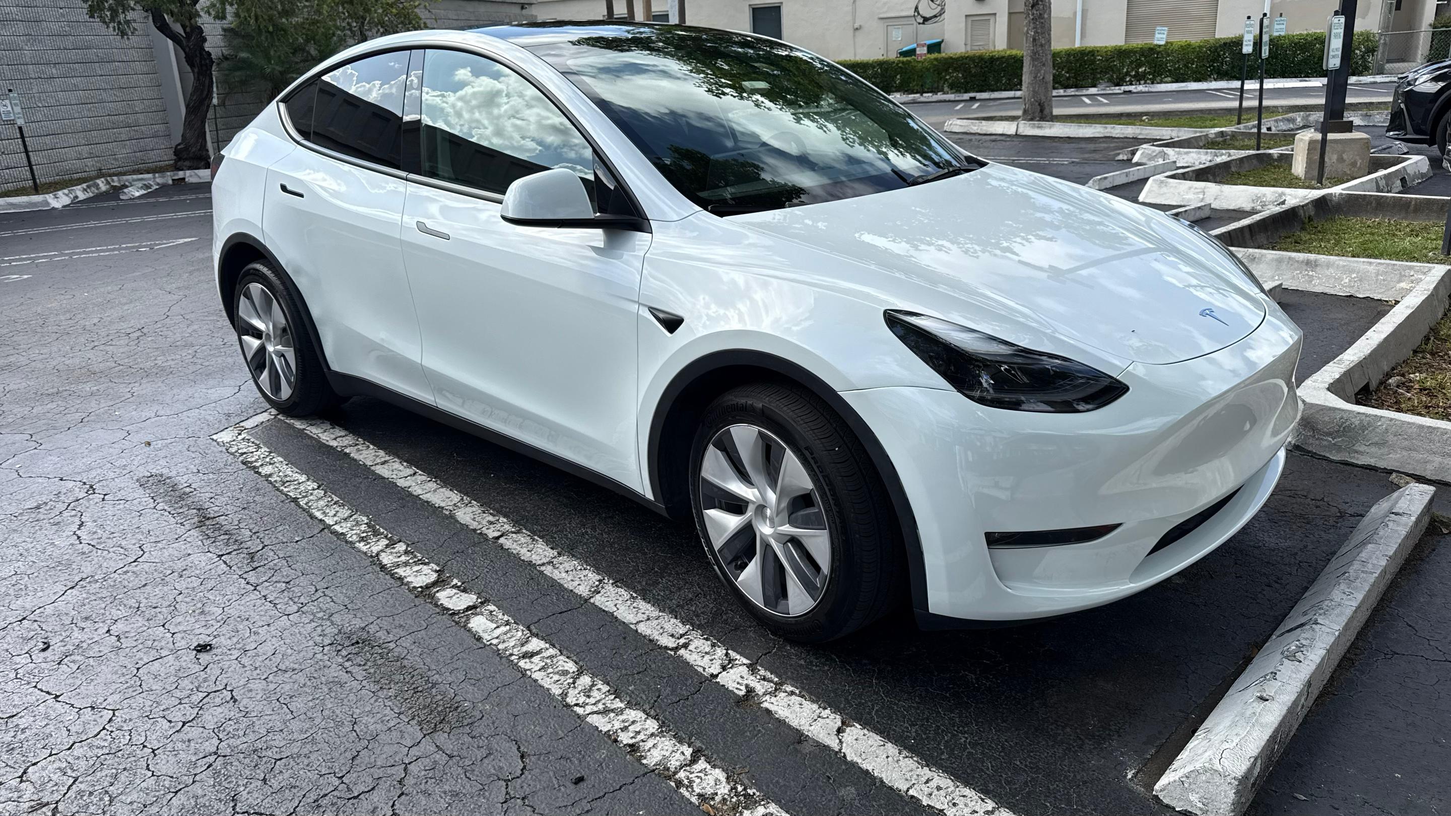 Tesla Model Y 2024 in 