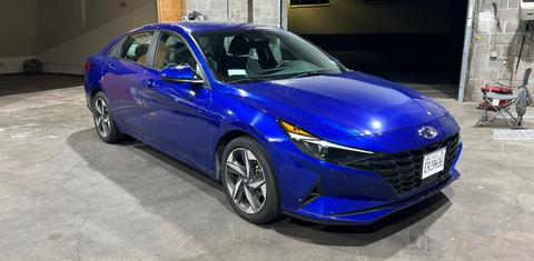 Hyundai Elantra 2023