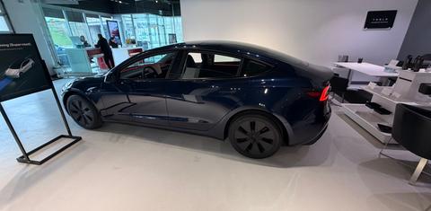 Tesla Model Y 2026