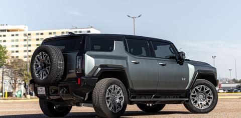 GMC HUMMER EV SUV 2024