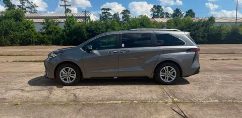 Toyota Sienna 2026