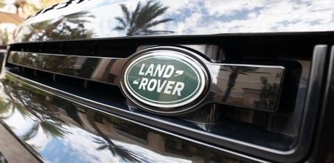 Land Rover Defender 2023