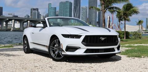 Ford Mustang 2025