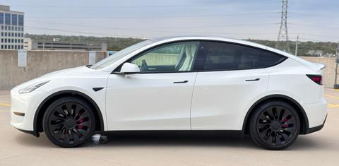 Tesla Model Y 2022