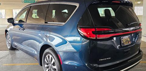 Chrysler Pacifica 2025