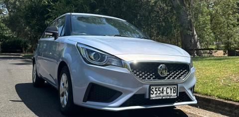 MG MG3 AUTO 2023