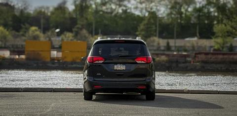 Chrysler Pacifica 2019