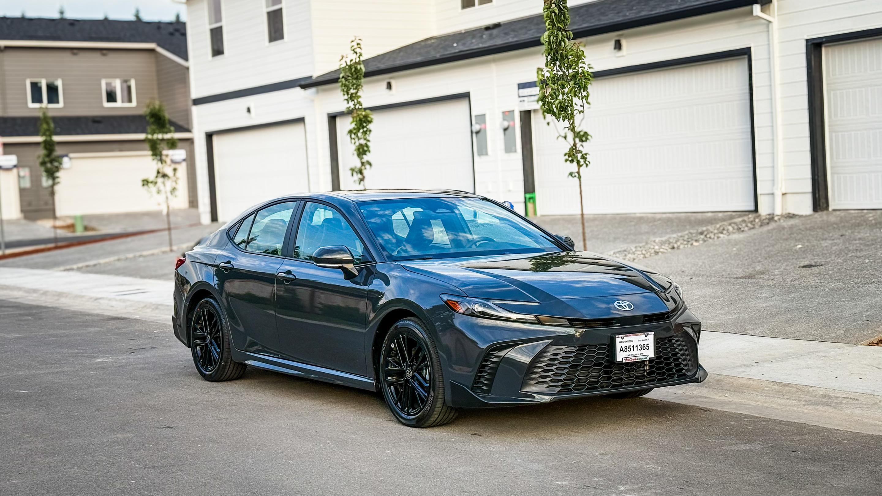 Toyota Camry Hybrid 2025 in Vancouver, WA