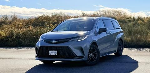 Toyota Sienna 2025