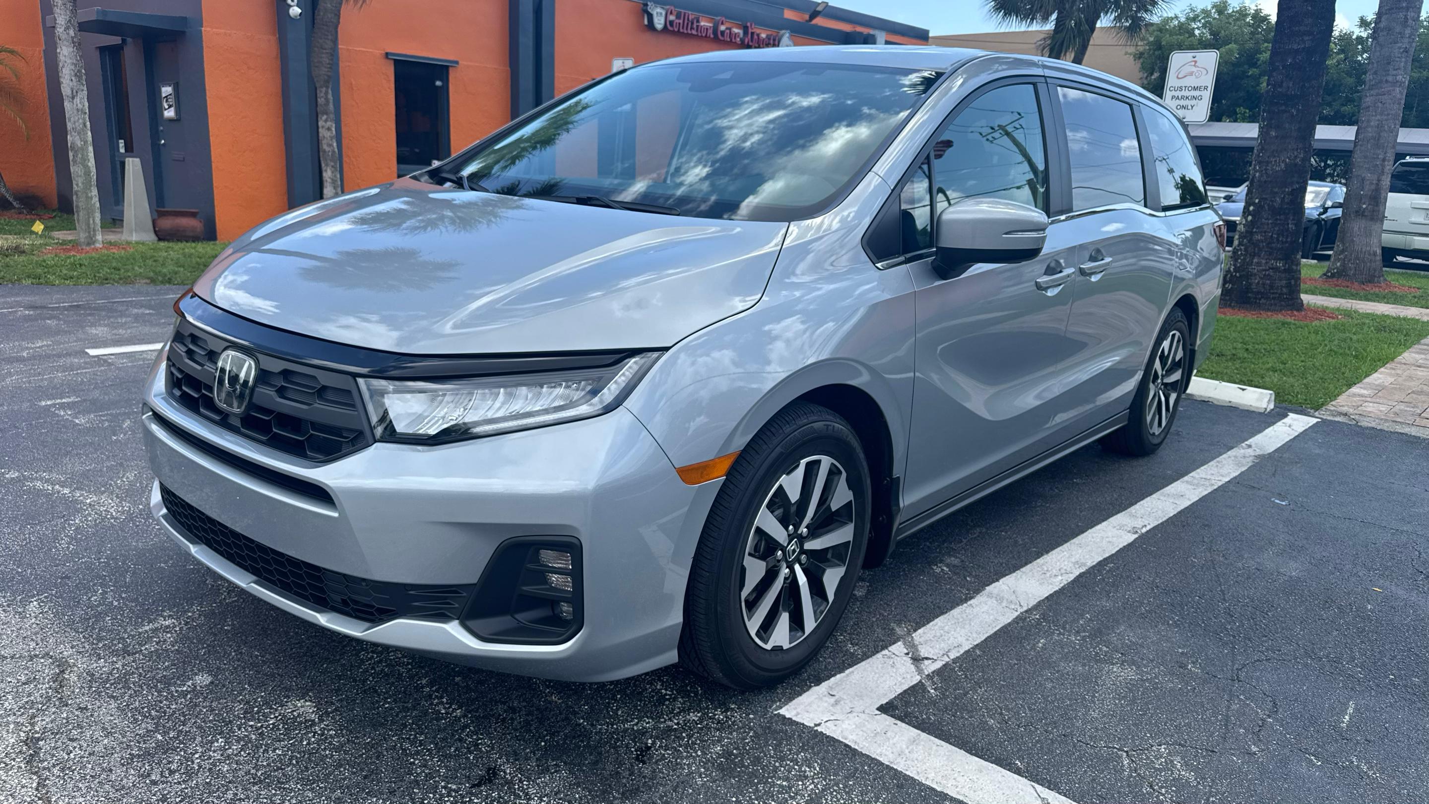 Honda Odyssey 2025 in Pompano Beach, FL