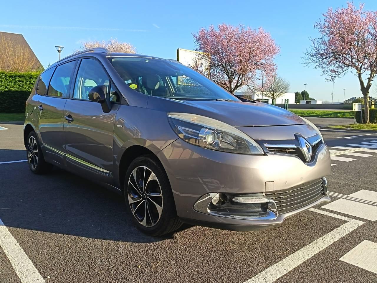 Renault GRAND SCENIC III 2014 à Lisieux