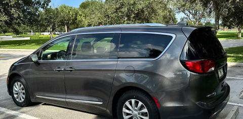 Chrysler Pacifica 2019