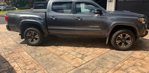 Toyota Tacoma 2016
