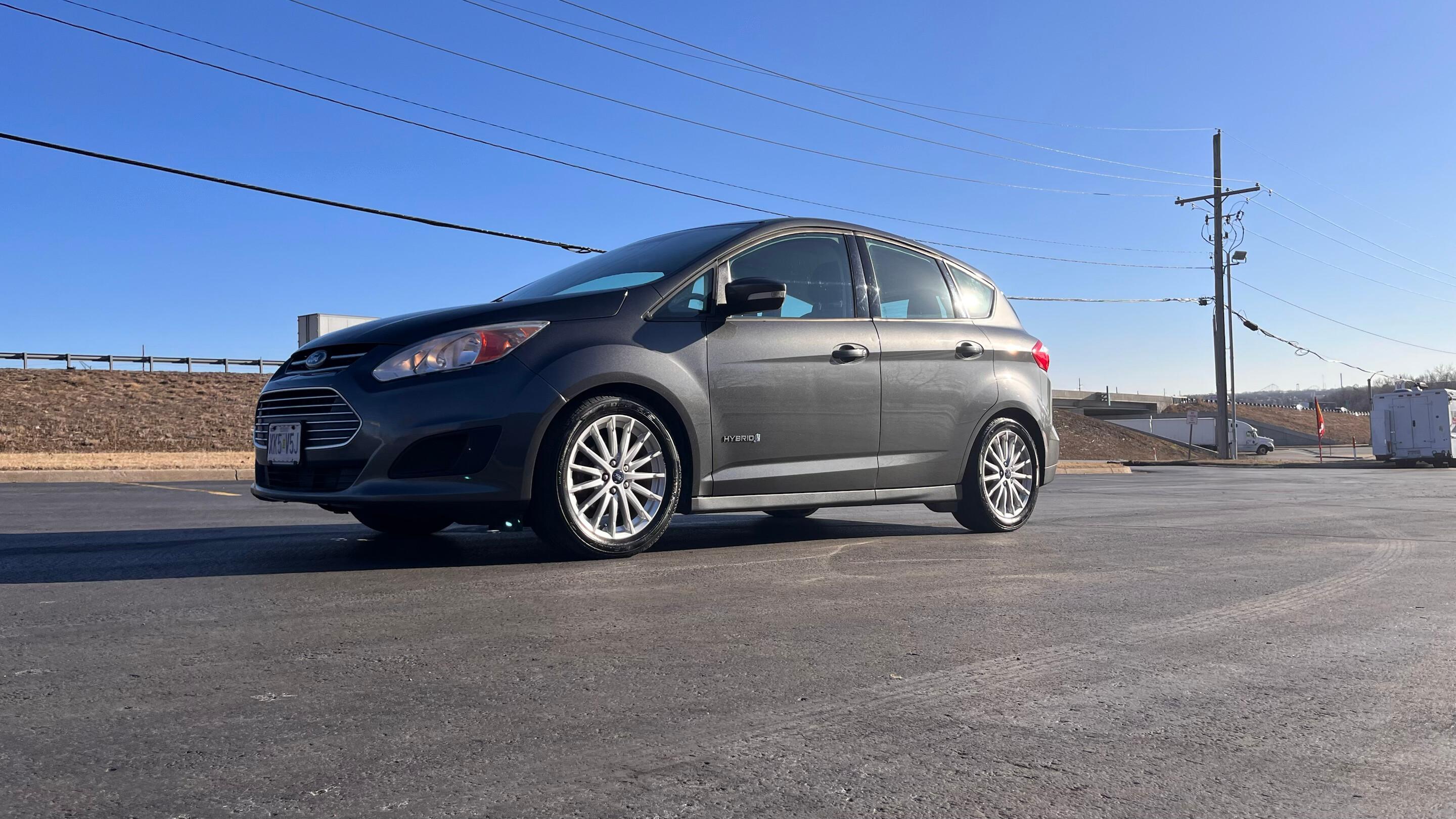 Ford C-Max Hybrid 2016 in Pleasant Valley, MO
