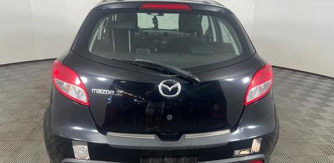 Mazda Mazda2 2013