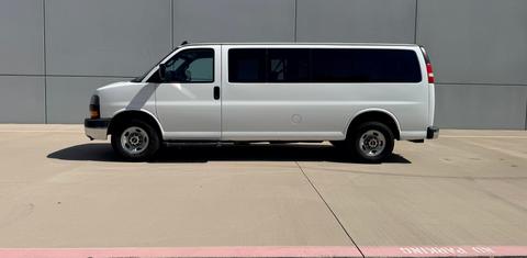 GMC Savana 2016