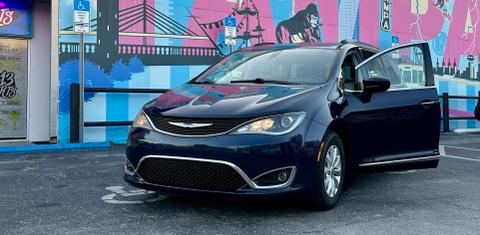 Chrysler Pacifica 2017