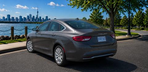 Chrysler 200 2015