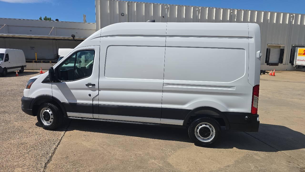 Ford Transit Cargo 2026 in Charlotte, NC