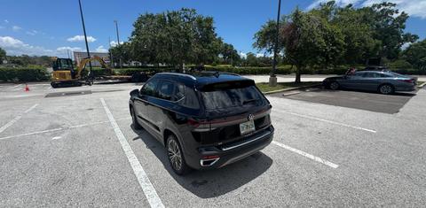 Volkswagen Taos 2025
