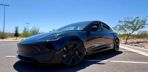 Tesla Model 3 2024