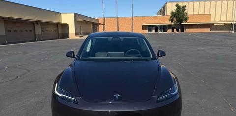 Tesla Model 3 2024