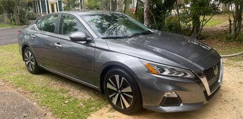 Nissan Altima 2022
