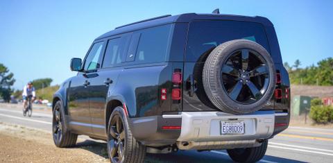 Land Rover Defender 2023