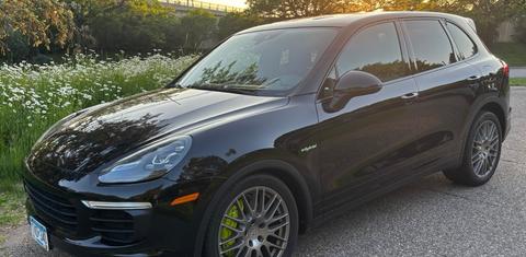 Porsche Cayenne 2016