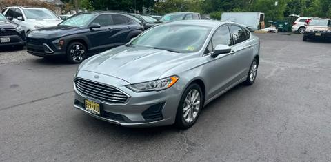 Ford Fusion Hybrid 2020