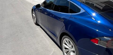 Tesla Model S 2017