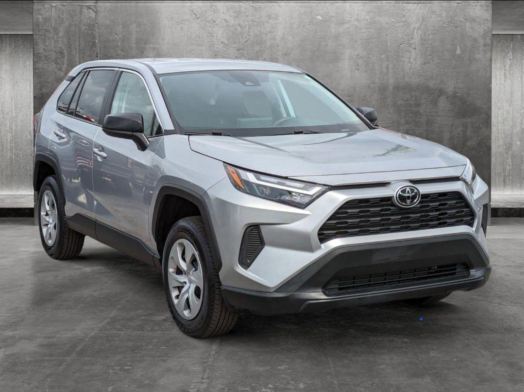 Toyota RAV4 2023 in Sarasota, FL