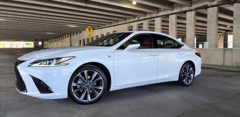 Lexus ES 2019