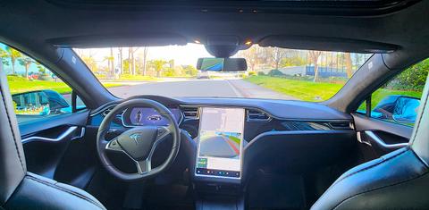 Tesla Model S 2016