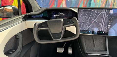 Tesla Model X 2022