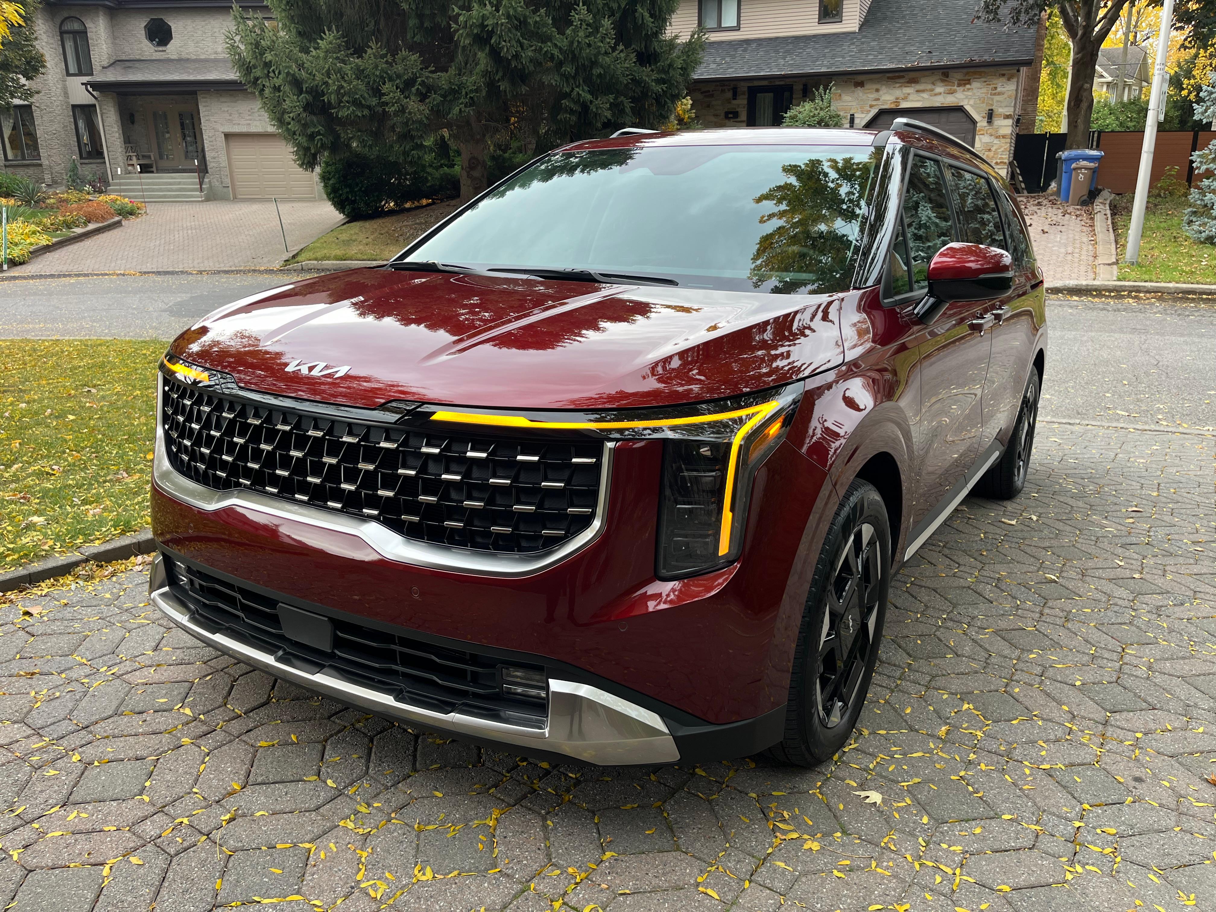 Kia Carnival 2025 in Longueuil, QC
