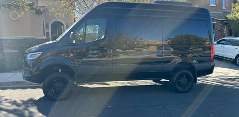 Mercedes-Benz Sprinter 2024