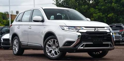 Mitsubishi OUTLANDER 2021