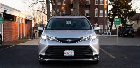 Toyota Sienna 2024