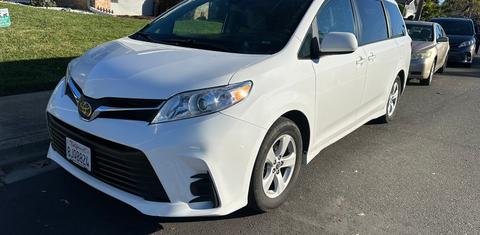 Toyota Sienna 2019