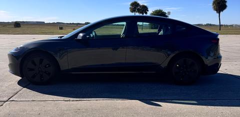 Tesla Model 3 2025