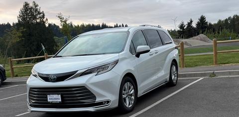 Toyota Sienna 2022