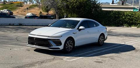 Hyundai Sonata Hybrid 2026