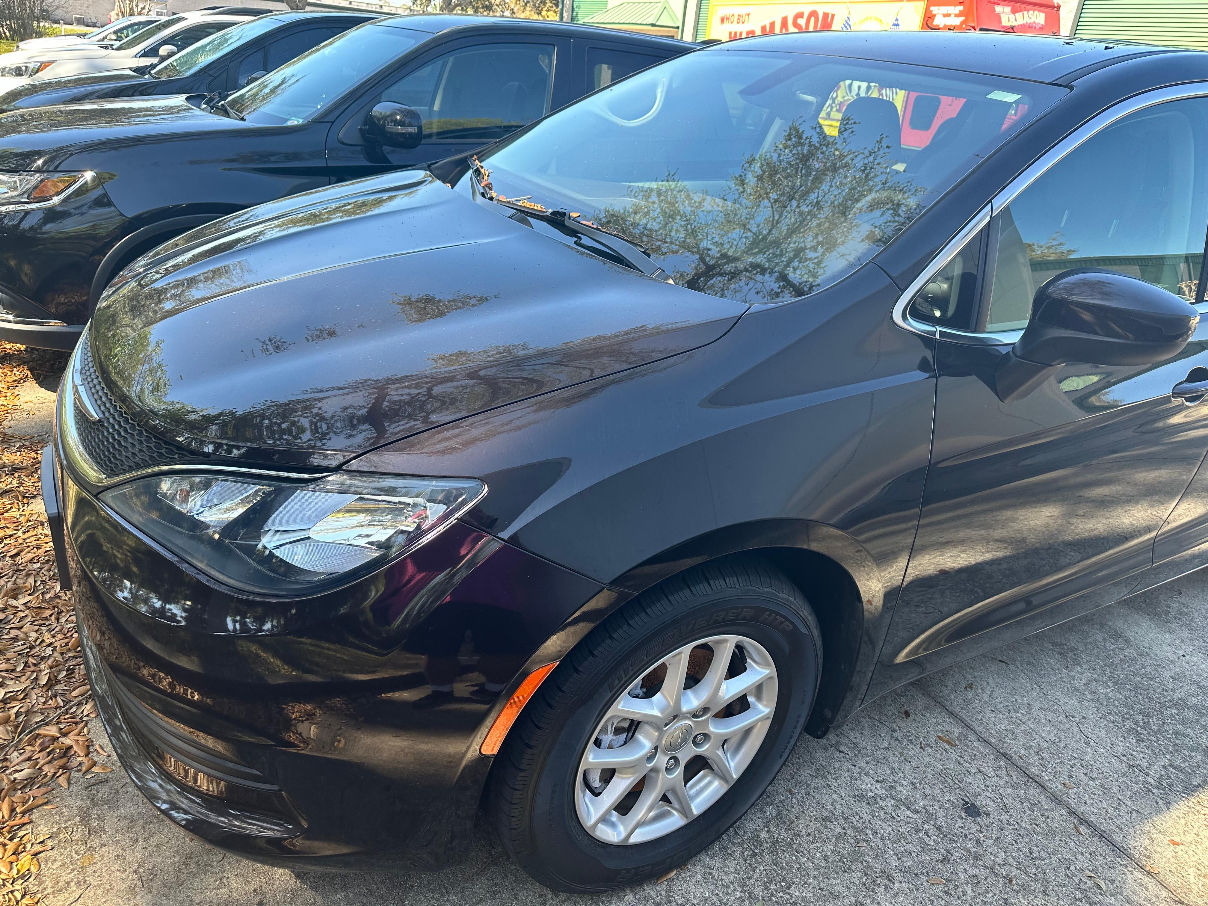Chrysler Pacifica 2017 in South Daytona, FL