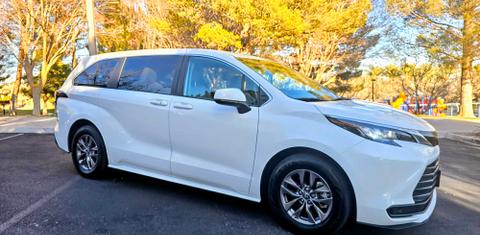 Toyota Sienna 2023