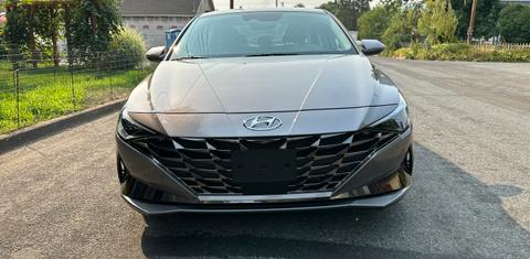 Hyundai Elantra Hybrid 2023