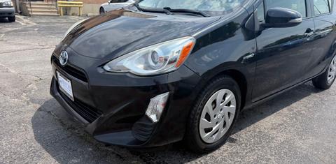 Toyota Prius c 2016