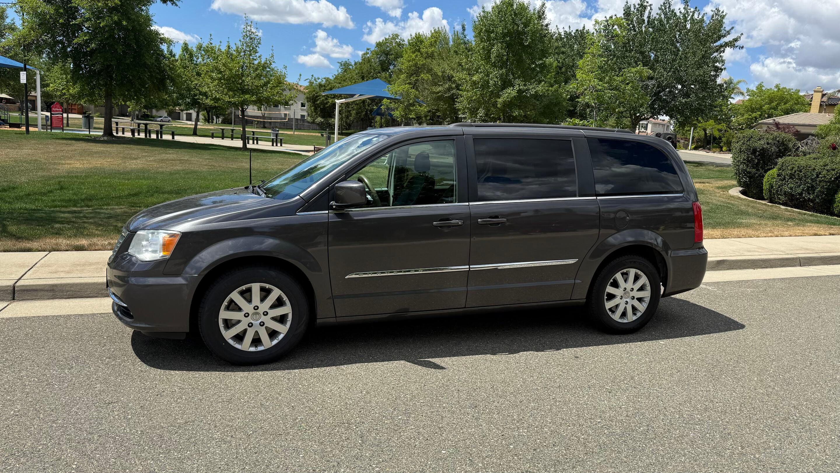 Chrysler Town & Country 2015 in 