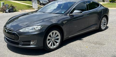 Tesla Model S 2016