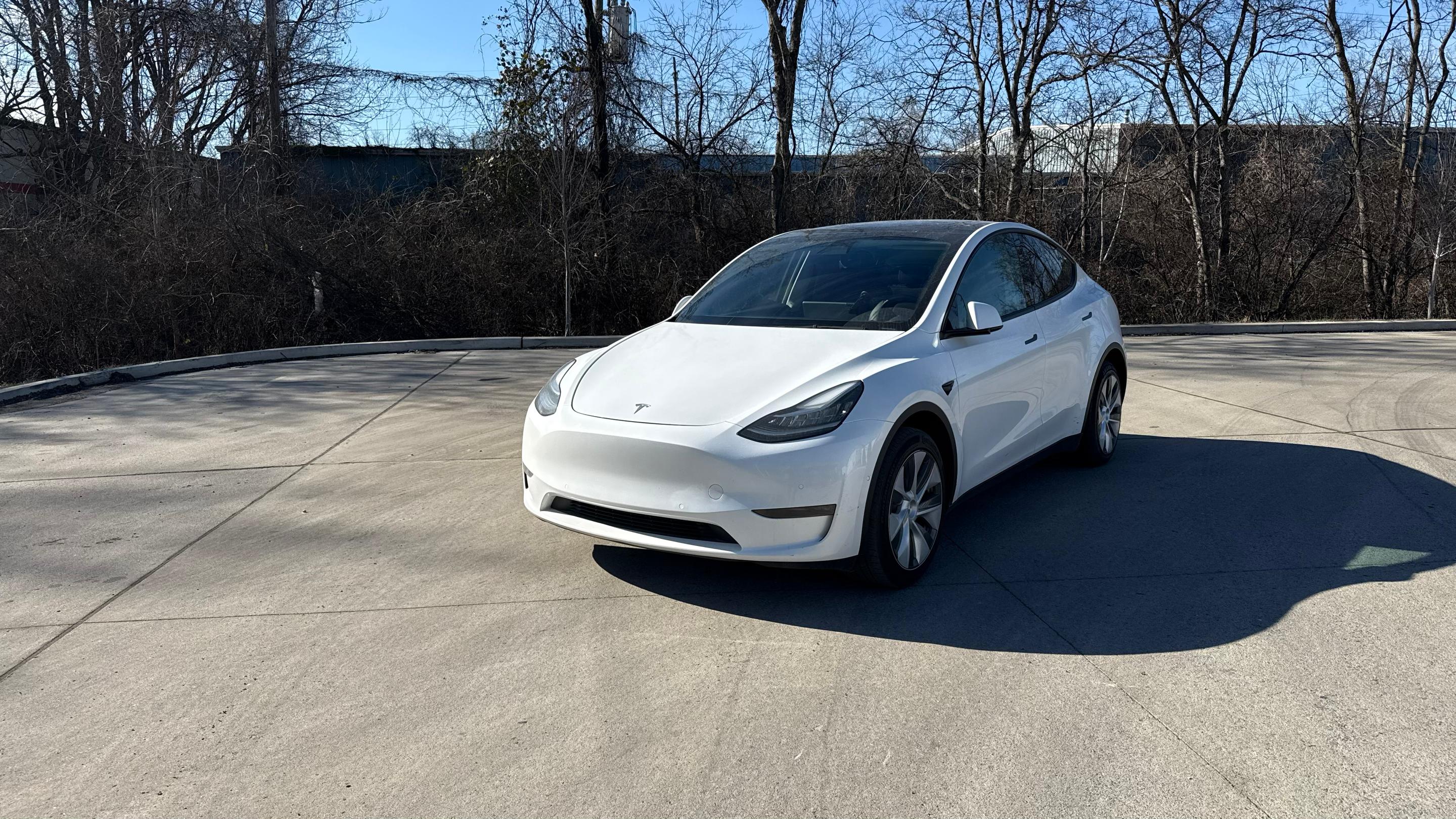 Tesla Model Y 2022 in Nashville, TN